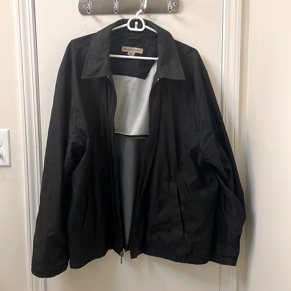 Munsing mens fall/spring jacket over 25 yrs old black and XL